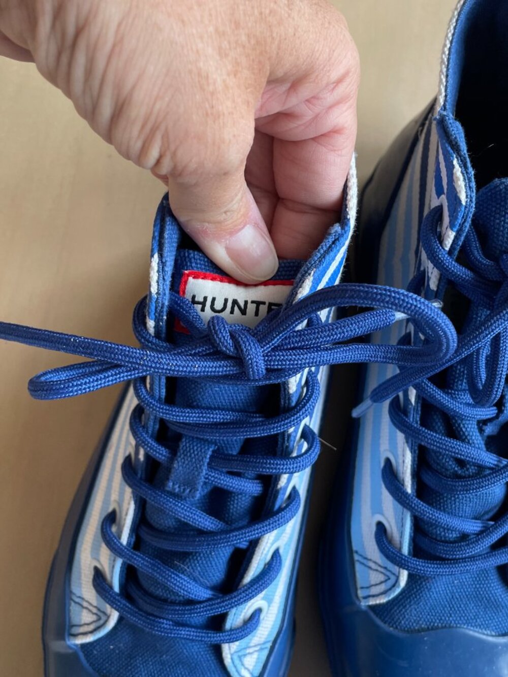 Entire Closet $5! Hunter for Target Kids Dipped Canvas High Top Sneakers - Picture 6 of 11